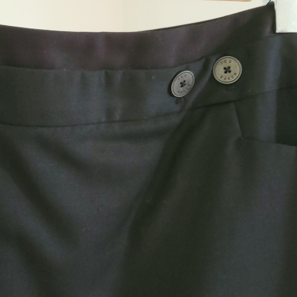 Ted Baker black wool skirt size 1. Pencil style, fully lined, euc. - Picture 6 of 8